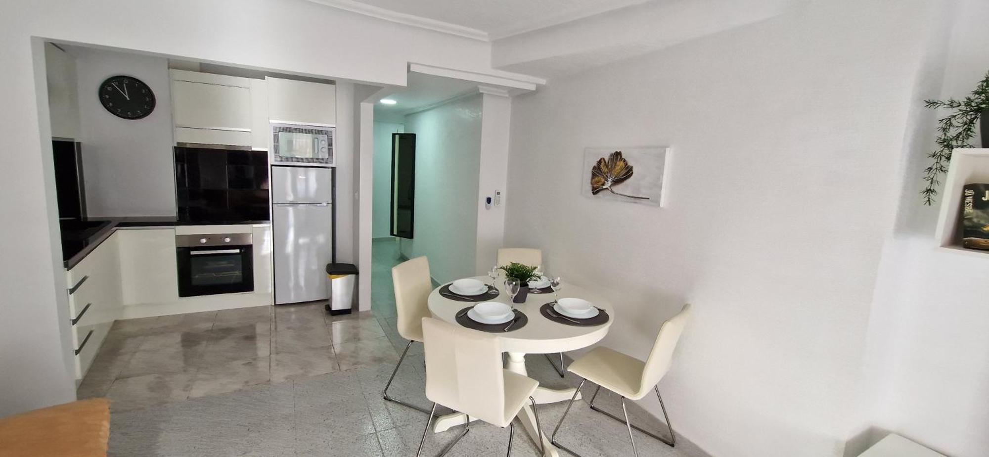 Apartments On The Beach In Torrevieja Exterior photo